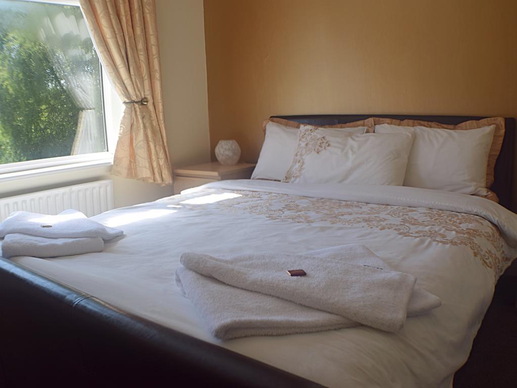 Broad Oaks B&B Solihull Kültér fotó