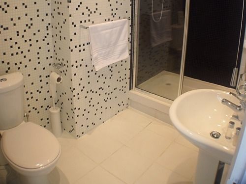 Broad Oaks B&B Solihull Kültér fotó